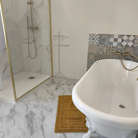 Le Jardin De La Guionie Πανσιόν *